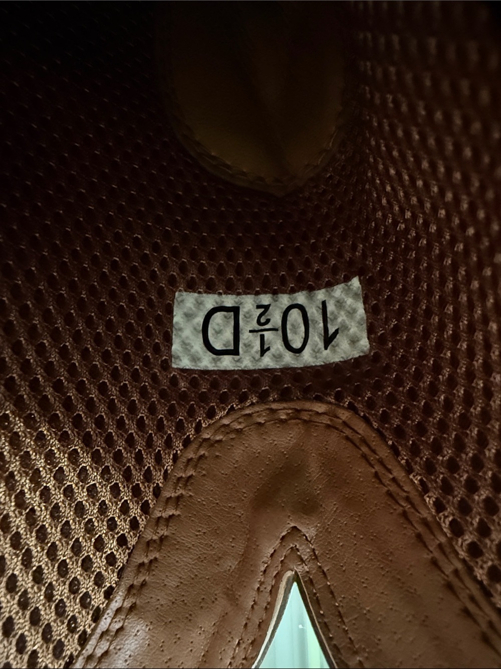 Ariat Brown and Black Embroidered Western Cowboy Boots - Picture 6 of 7